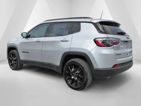 More photos of 2026 Jeep Compass Latitude at Pure Country Automotive, KY
