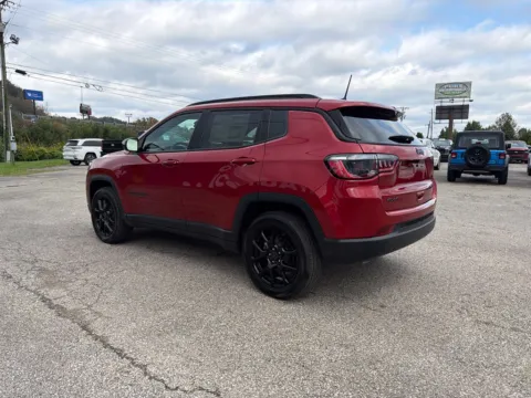 More photos of 2026 Jeep Compass Latitude at Pure Country Automotive, KY