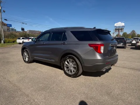 More photos of 2021 Ford Explorer Limited at Pure Country Automotive, KY