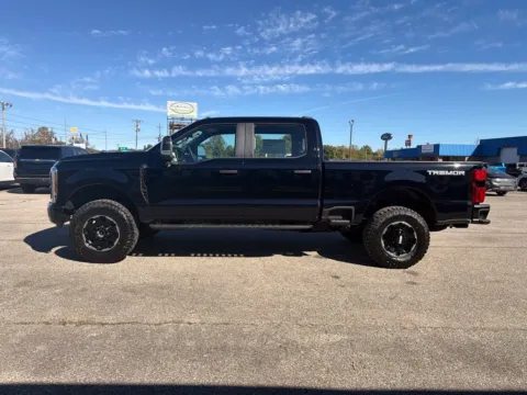 More photos of 2027 Ford F-250SD XL at Pure Country Automotive, KY