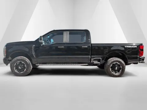 More photos of 2027 Ford F-250SD XL at Pure Country Automotive, KY