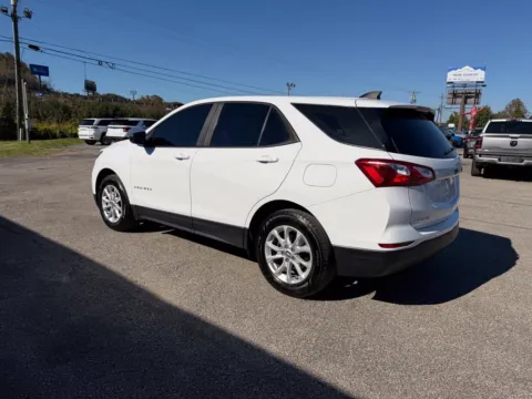 More photos of 2020 Chevrolet Equinox LS at Pure Country Automotive, KY
