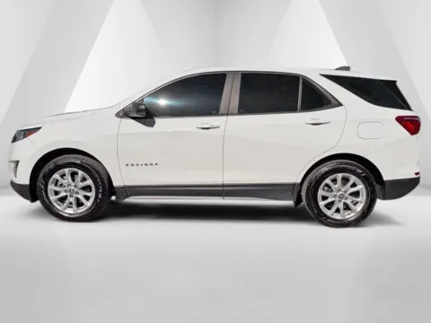 More photos of 2020 Chevrolet Equinox LS at Pure Country Automotive, KY