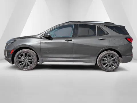 More photos of 2023 Chevrolet Equinox RS at Pure Country Automotive, KY