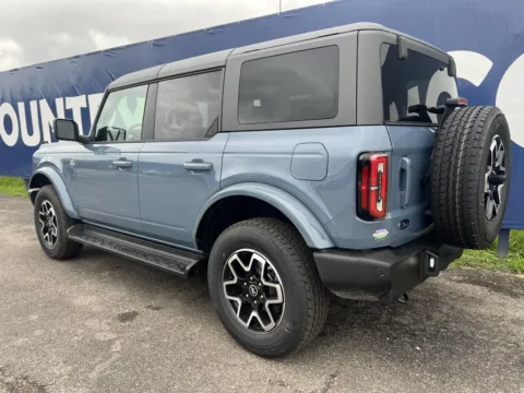 More photos of 2025 Ford Bronco Outer Banks at Pure Country Automotive, KY