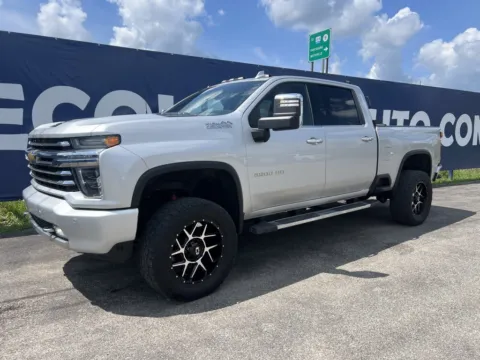 Another view of 2021 Chevrolet Silverado 2500HD High Country for sale in Grayson, KY at Pure Country Automotive
