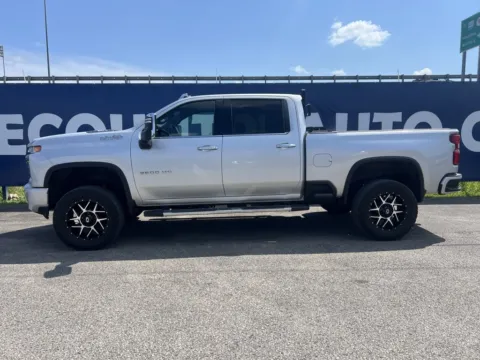 More photos of 2021 Chevrolet Silverado 2500HD High Country at Pure Country Automotive, KY