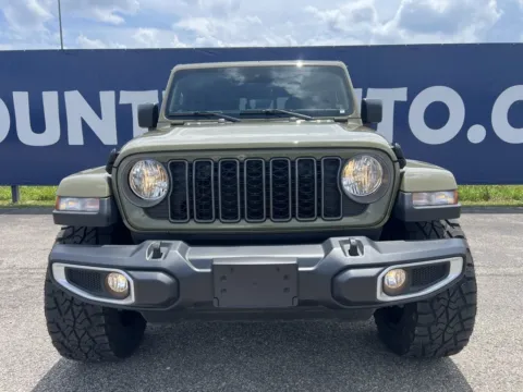 Photos of 2025 Jeep Gladiator for sale in Grayson, KY at Pure Country Automotive