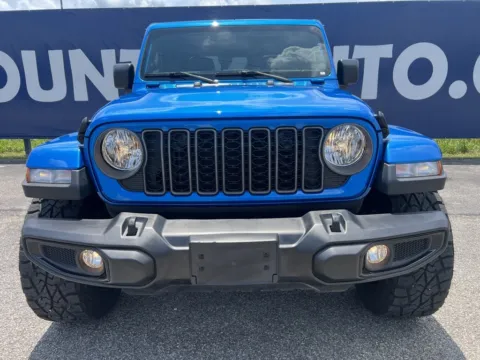 Photos of 2025 Jeep Gladiator Nighthawk for sale in Grayson, KY at Pure Country Automotive