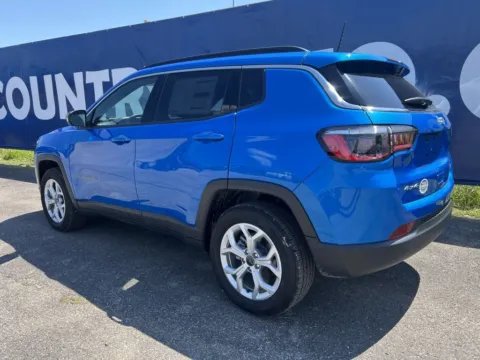 More photos of 2025 Jeep Compass Latitude at Pure Country Automotive, KY