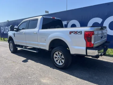 More photos of 2019 Ford F-250SD XLT at Pure Country Automotive, KY