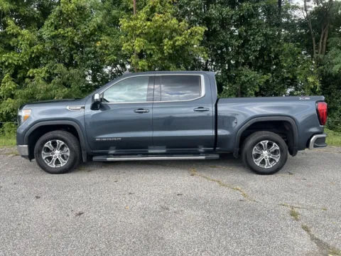 More photos of 2020 GMC Sierra 1500 SLE at Pure Country Automotive, KY