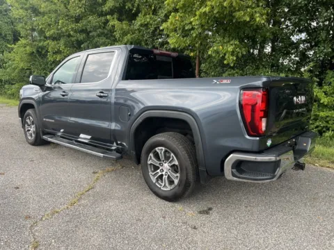 More photos of 2020 GMC Sierra 1500 SLE at Pure Country Automotive, KY