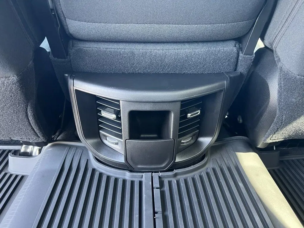 2025 RAM 2500 Big Horn - Photo 28