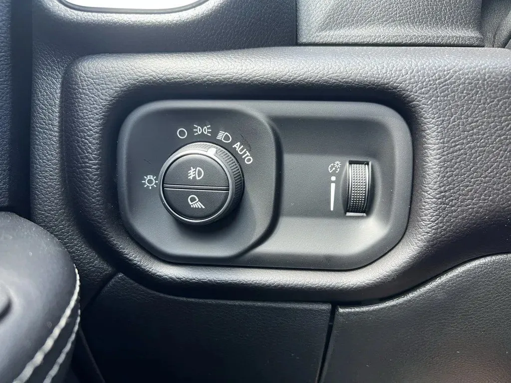 2025 RAM 2500 Big Horn - Photo 13