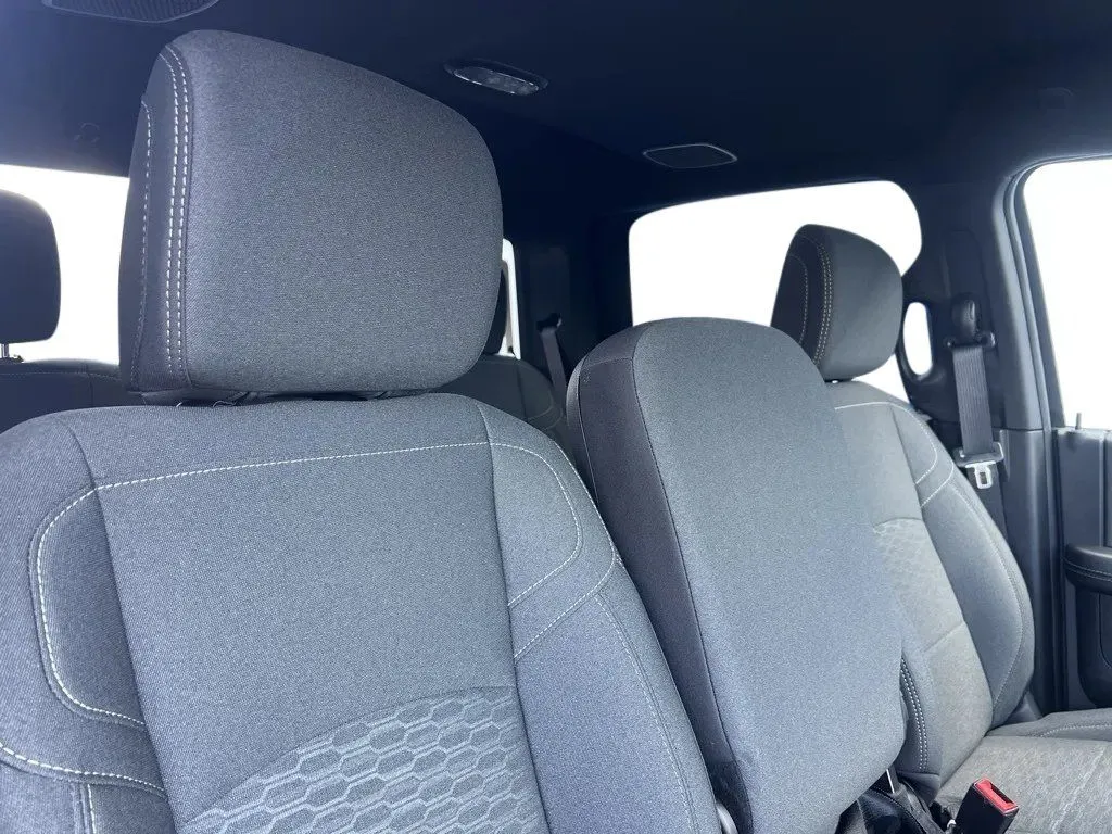 2025 RAM 2500 Big Horn - Photo 24