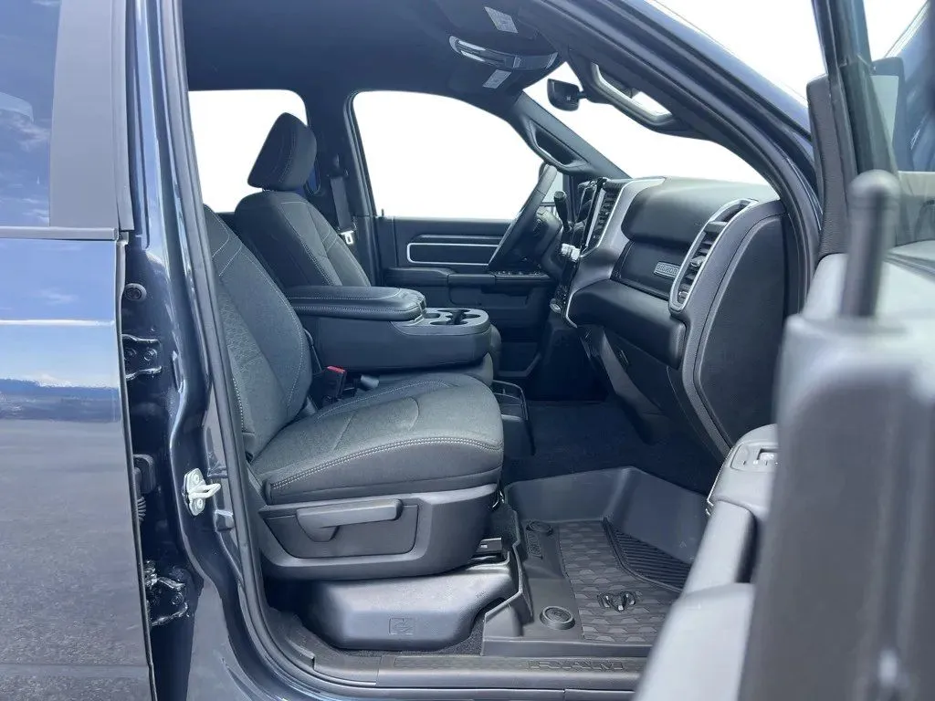 2025 RAM 2500 Big Horn - Photo 23