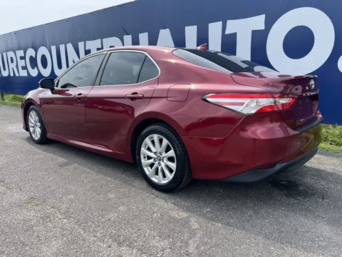 More photos of 2019 Toyota Camry LE at Pure Country Automotive, KY