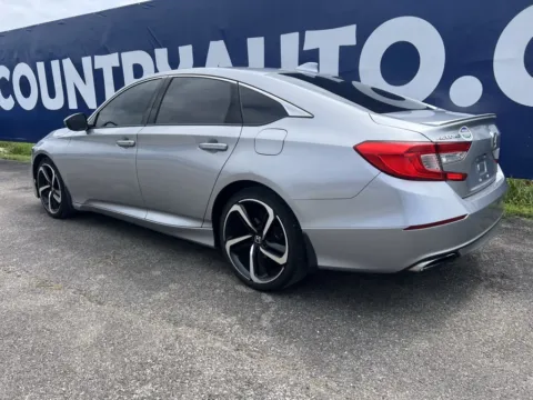 More photos of 2018 Honda Accord Sport at Pure Country Automotive, KY
