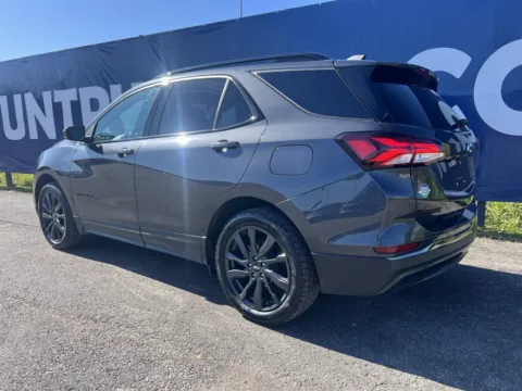More photos of 2022 Chevrolet Equinox RS at Pure Country Automotive, KY