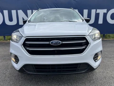 Photos of 2019 Ford Escape SE for sale in Grayson, KY at Pure Country Automotive