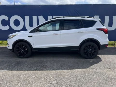More photos of 2019 Ford Escape SE at Pure Country Automotive, KY