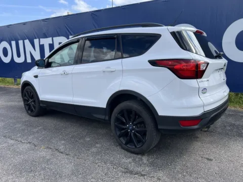 More photos of 2019 Ford Escape SE at Pure Country Automotive, KY