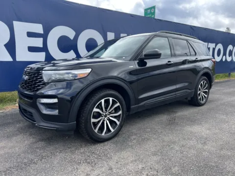 Another view of 2022 Ford Explorer ST-Line for sale in Grayson, KY at Pure Country Automotive