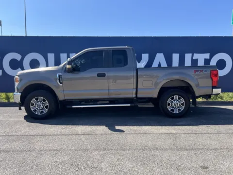More photos of 2020 Ford F-350SD XL at Pure Country Automotive, KY