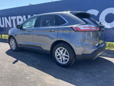 More photos of 2024 Ford Edge SEL at Pure Country Automotive, KY