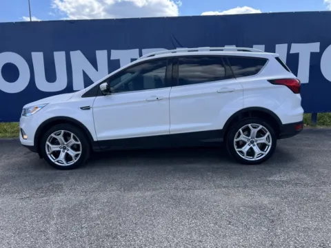 More photos of 2019 Ford Escape Titanium at Pure Country Automotive, KY