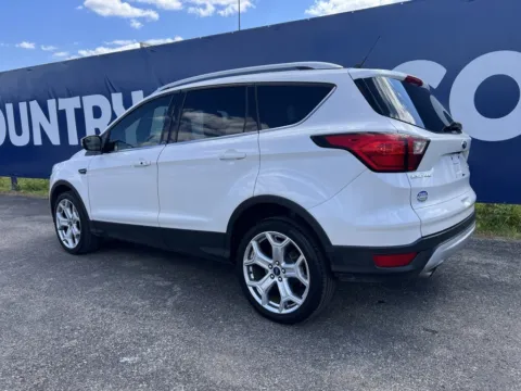 More photos of 2019 Ford Escape Titanium at Pure Country Automotive, KY