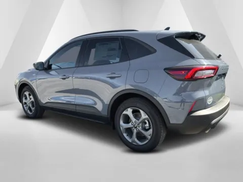 More photos of 2025 Ford Escape Hybrid ST-Line at Pure Country Automotive, KY