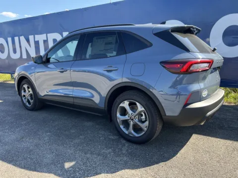 More photos of 2025 Ford Escape ST-Line at Pure Country Automotive, KY