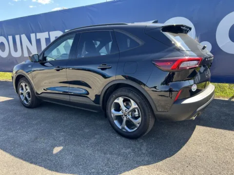 More photos of 2025 Ford Escape ST-Line at Pure Country Automotive, KY