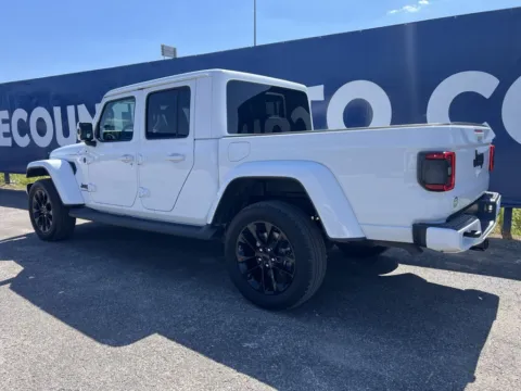 More photos of 2021 Jeep Gladiator High Altitude at Pure Country Automotive, KY
