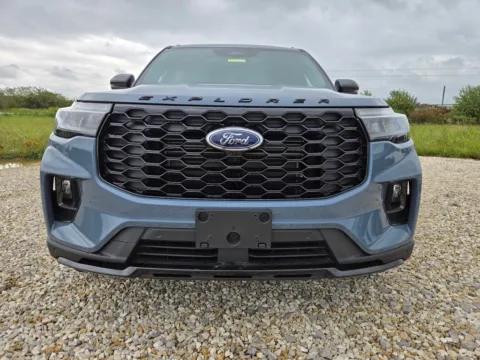 Photos of 2025 Ford Explorer ST-Line for sale in Grayson, KY at Pure Country Automotive