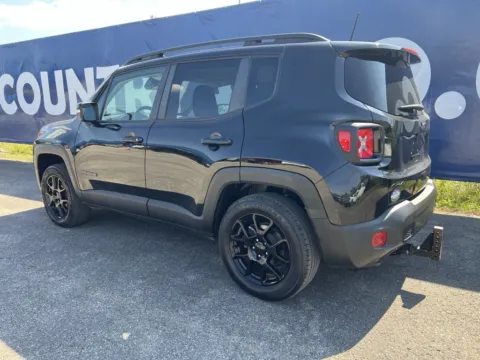 More photos of 2020 Jeep Renegade Altitude at Pure Country Automotive, KY