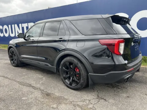 More photos of 2021 Ford Explorer ST at Pure Country Automotive, KY