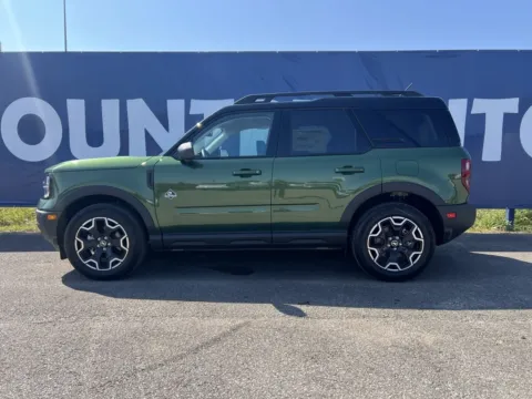More photos of 2025 Ford Bronco Sport Outer Banks at Pure Country Automotive, KY