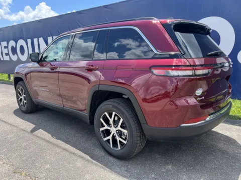 More photos of 2025 Jeep Grand Cherokee Limited at Pure Country Automotive, KY