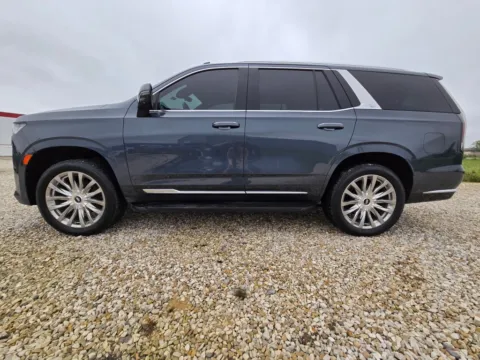 More photos of 2021 Cadillac Escalade Premium Luxury at Pure Country Automotive, KY