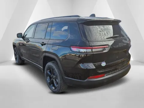 More photos of 2025 Jeep Grand Cherokee L Limited at Pure Country Automotive, KY