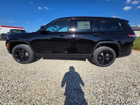 More photos of 2025 Jeep Grand Cherokee L Limited at Pure Country Automotive, KY