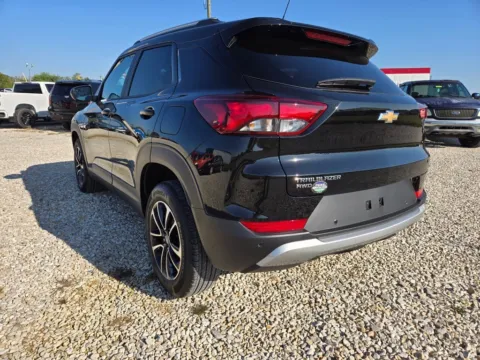More photos of 2026 Chevrolet TrailBlazer LT at Pure Country Automotive, KY