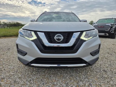 Photos of 2020 Nissan Rogue SV for sale in Grayson, KY at Pure Country Automotive