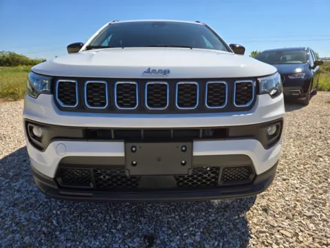 Photos of 2025 Jeep Compass Latitude for sale in Grayson, KY at Pure Country Automotive