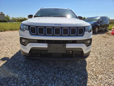 Photos of 2025 Jeep Compass Latitude for sale in Grayson, KY at Pure Country Automotive