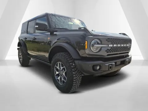 Black 2025 Ford Bronco Badlands for sale in Grayson, KY