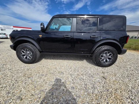 More photos of 2025 Ford Bronco Badlands at Pure Country Automotive, KY